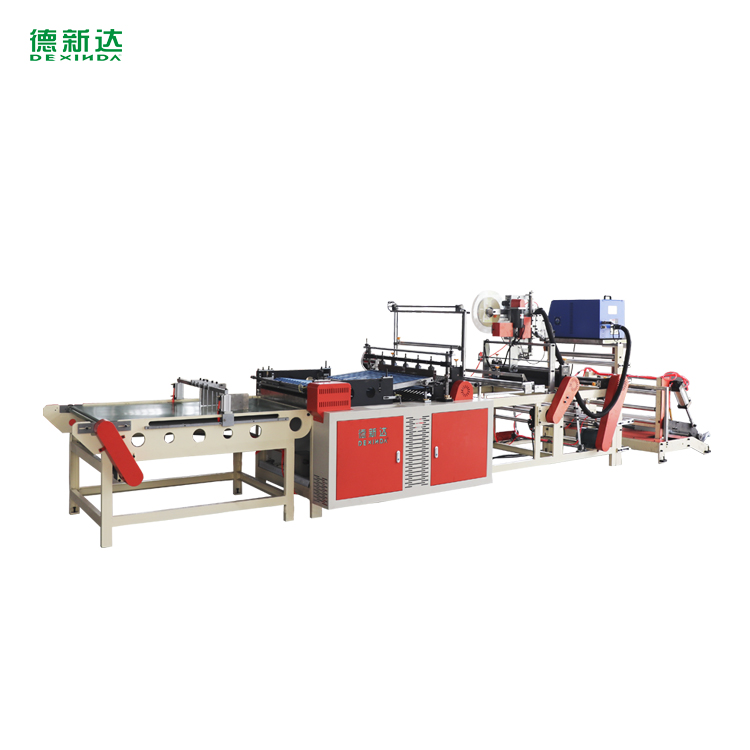 制袋机 bag making machine Film blowing machine 吹膜机 SliderImage