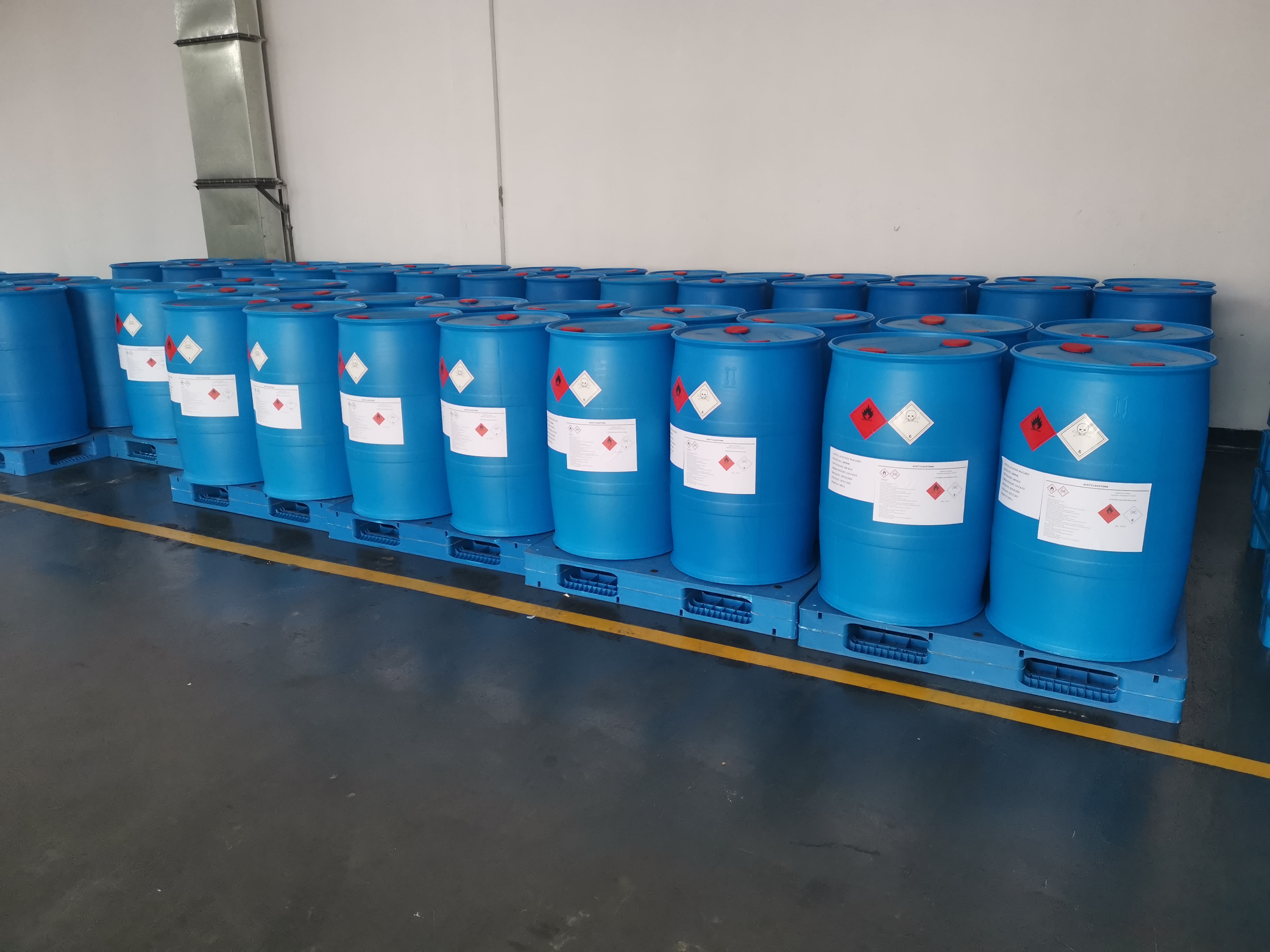 Acetylacetone .Calcium acetylacetonate SliderImage