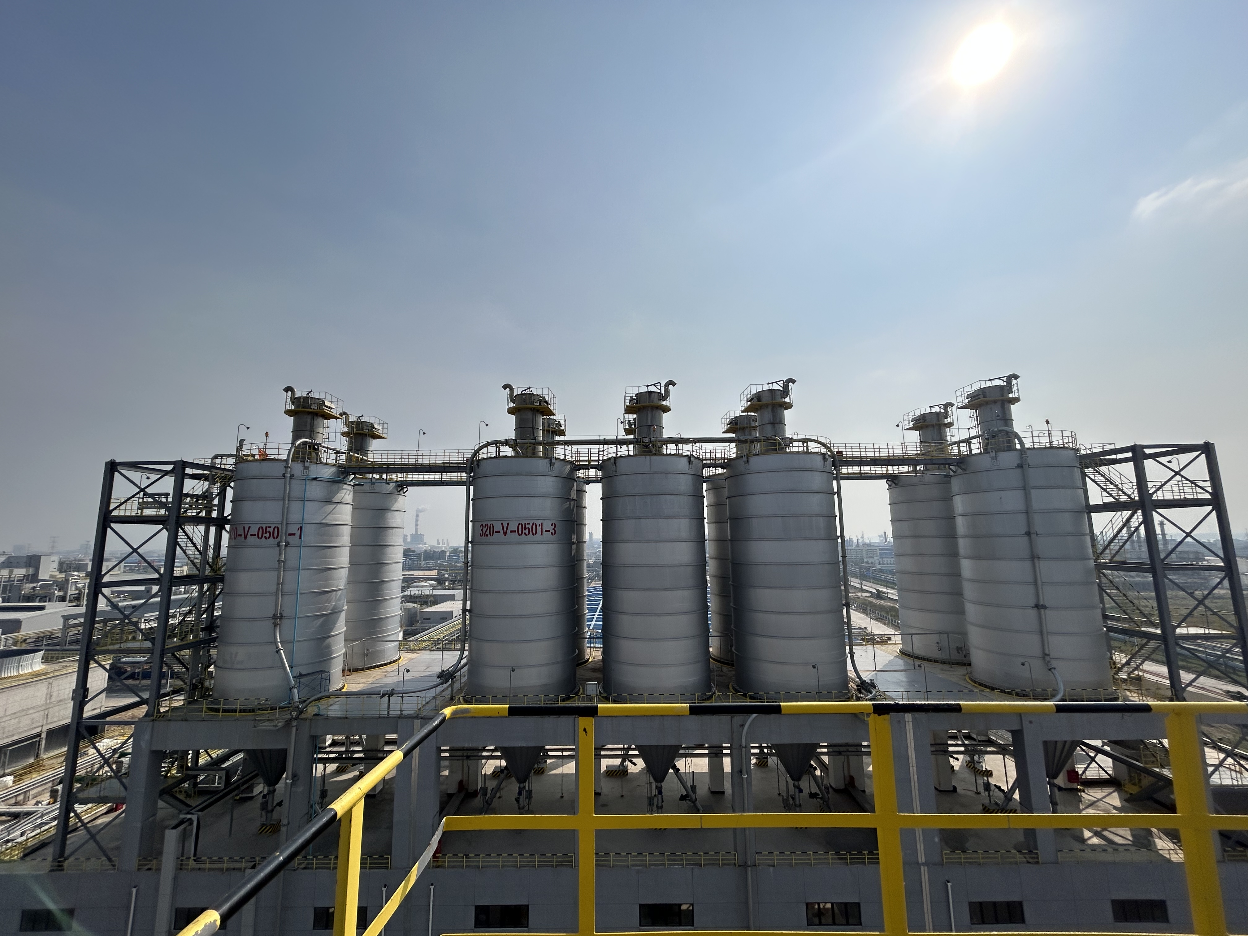 Pneumatic conveying system SliderImage