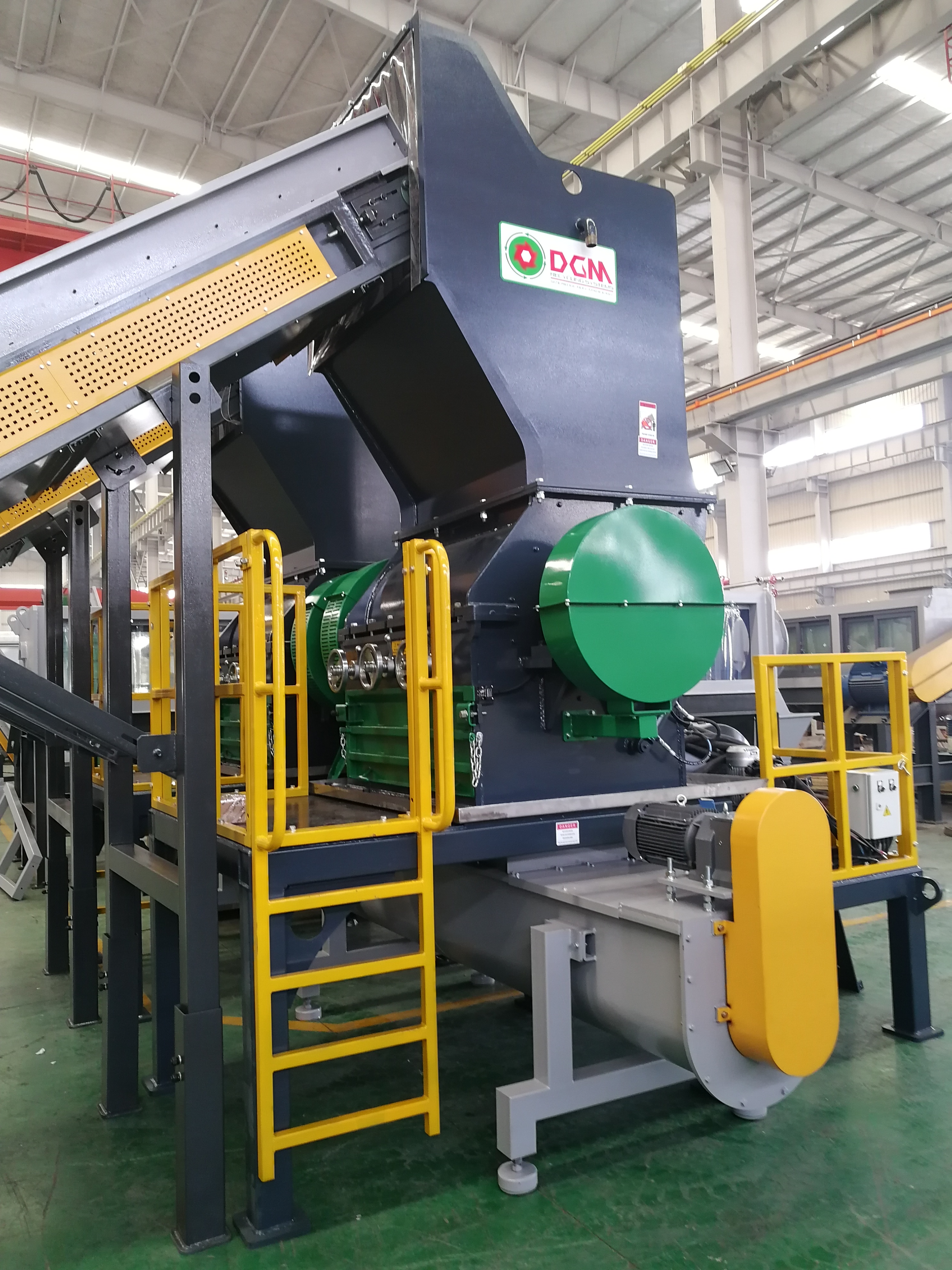   Special Granulator for PET Bottles SliderImage