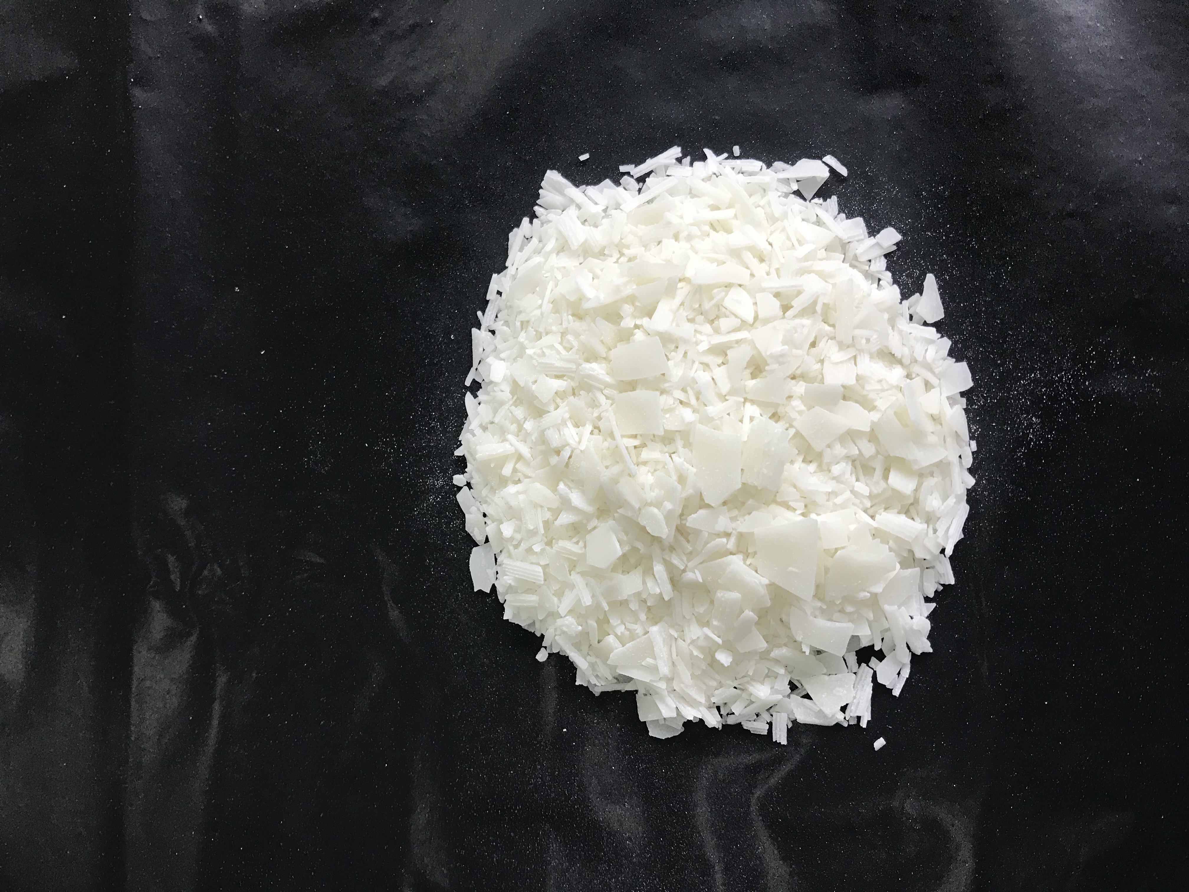 Polyester wax SliderImage